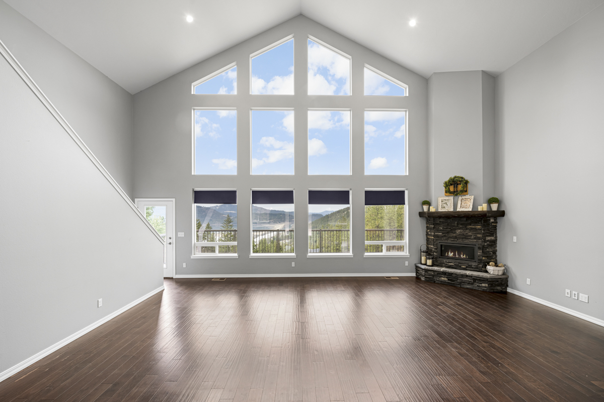 VIRTUAL STAGING